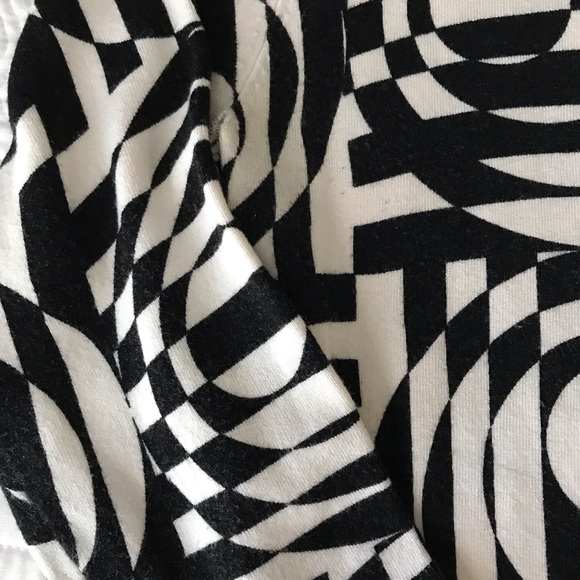 Sweater - Picture 4 of 5